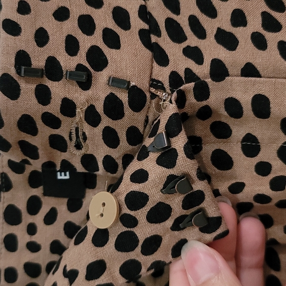 Leopard Extreme High Waisted Shorts. - Picture 3 of 4